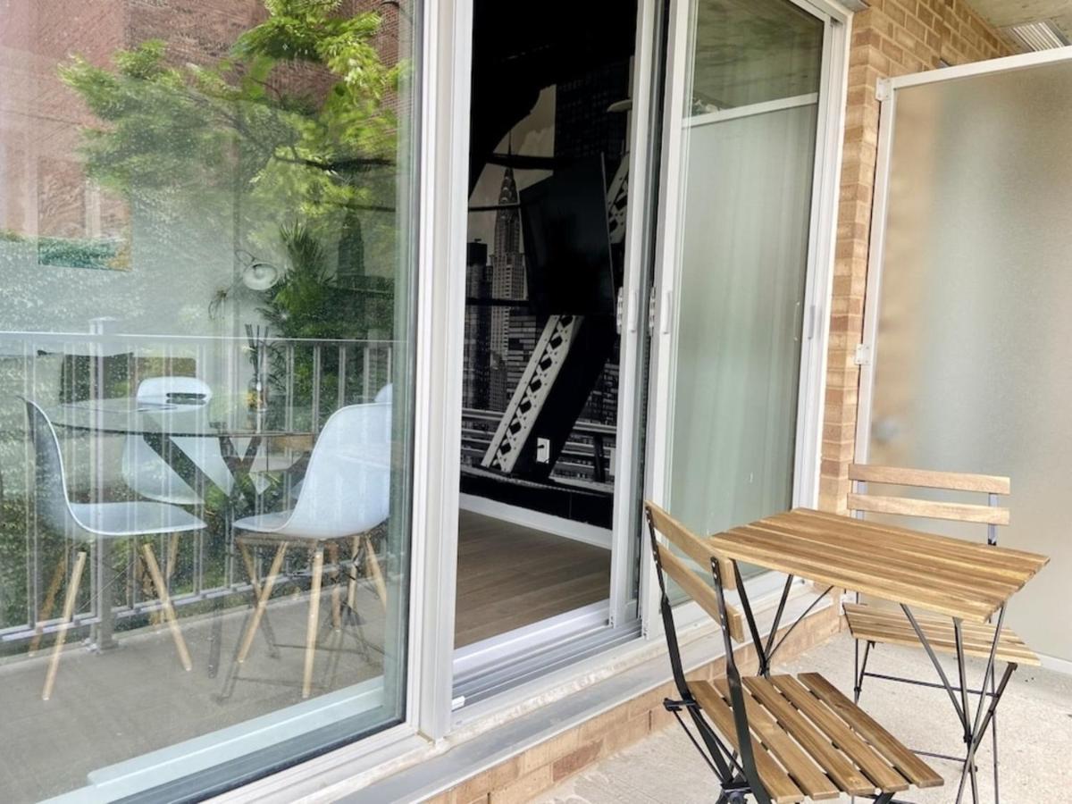 Appartement Condo Avec Terrasse Privee Dans Le Quartier Des Spectacles Montréal Exteriör bild